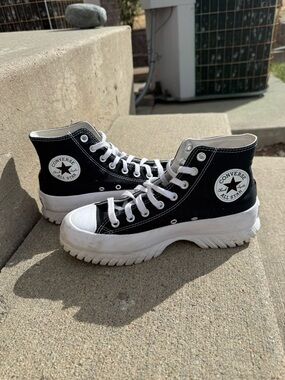 Women’s Converse Platform (size 9.5)